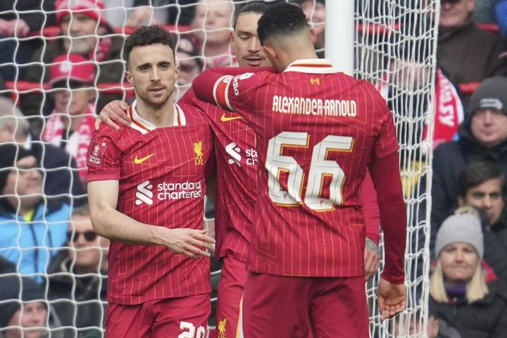 Λίβερπουλ – Άκρινγκτον 4-0: Με περίπατο στον επόμενο γύρο οι Ρεντς