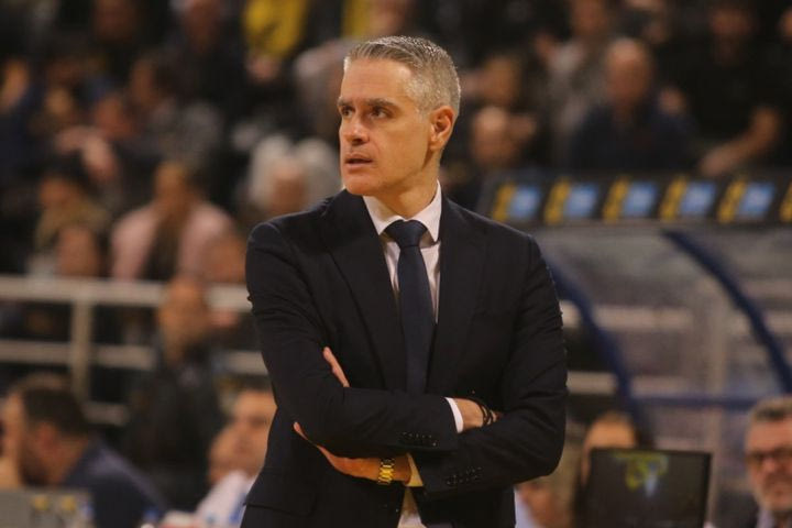 Καστρίτης: Φαβορί για τον πάγκο της Βαρέζε, σύμφωνα με ιταλικό δημοσίευμα