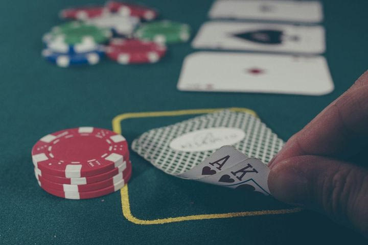 Έφοδοι της ΕΛ.ΑΣ. σε στέκια παράνομου τζόγου