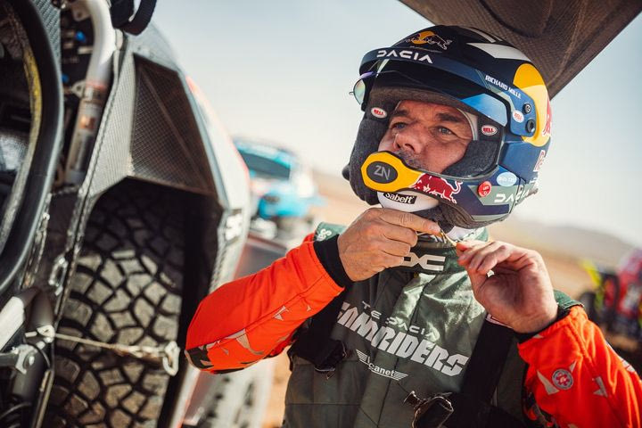 Έξω από το Ράλι Ντακάρ και ο Λεμπ λόγω της εκτεταμένης ζημιάς στο Dacia Sandrider