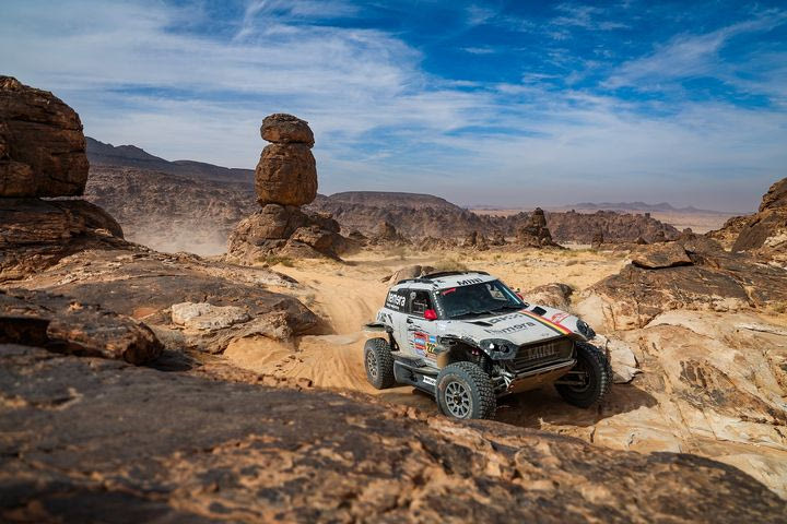 Τα Mini της X-Raid γύρισαν στην κορυφή με το 1-2 στην 6η Ειδική του Ντακάρ, άσχημο ατύχημα του Σισερί