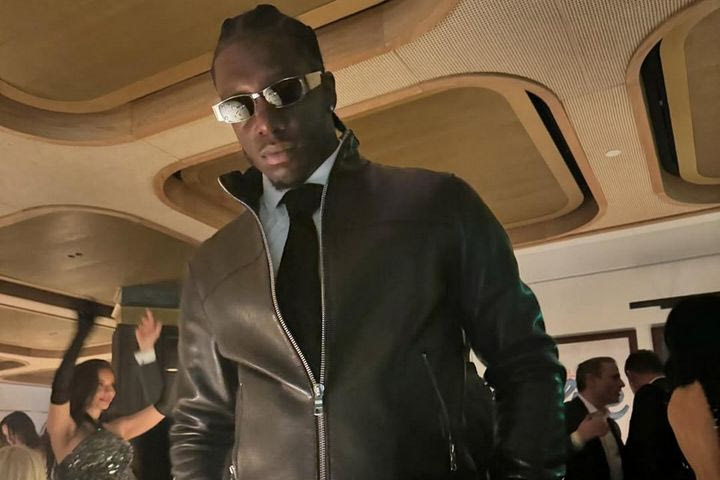 Ο Κέντρικ Ναν έβγαλε βόλτα την θηριώδη Lamborghini του