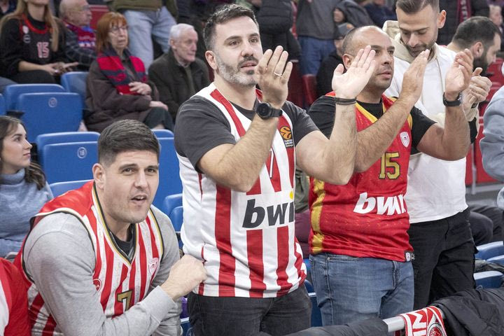 Μπασκόνια – Ολυμπιακός: Με τον κόσμο στο πλευρό τους στη Βιτόρια οι ερυθρόλευκοι