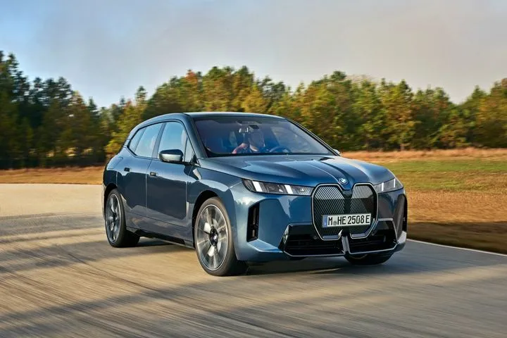 Επίσημο: Η ιστορία της iX συνεχίζεται- Αποκάλυψη για το νέο υπερπολυτελές SUV της BMW