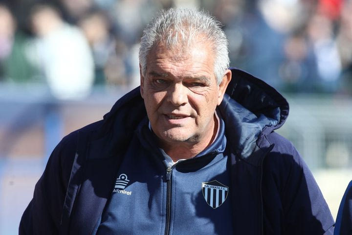 Καλαμάτα: Τέλος ο Σπανός, πέντε συνεργάτες του, ο φροντιστής της ομάδας και ο οδηγός του πούλμαν
