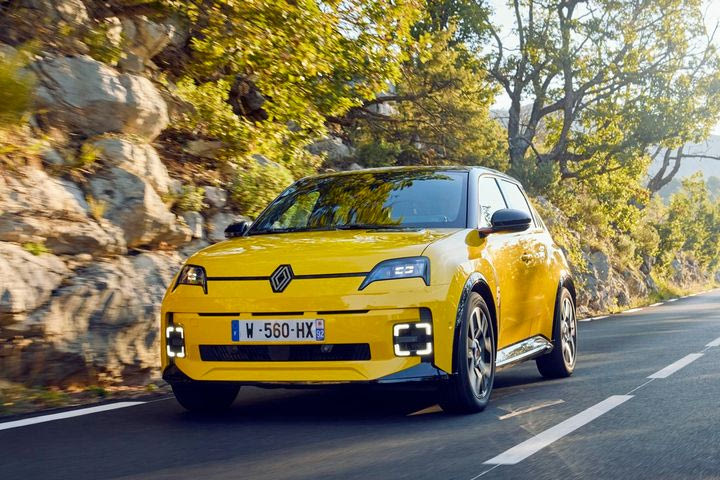 Στο ηλεκτρικό Renault 5 και το “δίδυμο” Alpine A290 ο τίτλος του “Ευρωπαϊκού Αυτοκινήτου της Χρονιάς” για το 2025