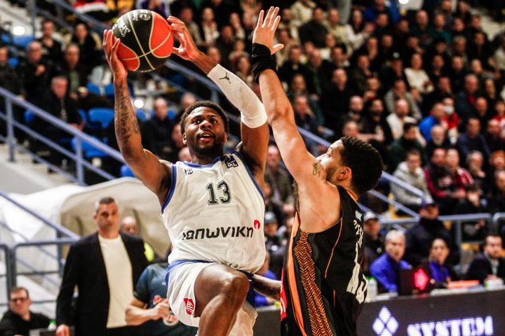 Καρδίτσα – Προμηθέας 70-64: Οι Θεσσαλοί λύγισαν τους Πατρινούς με εκρηκτική β’ περίοδο για την όγδοη νίκη στην Stoiximan GBL