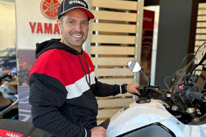 Η Yamaha ανακοίνωσε τον Κίμωνα Καράμπελα με στόχο να κατακτήσει το Hellas Rally 2025