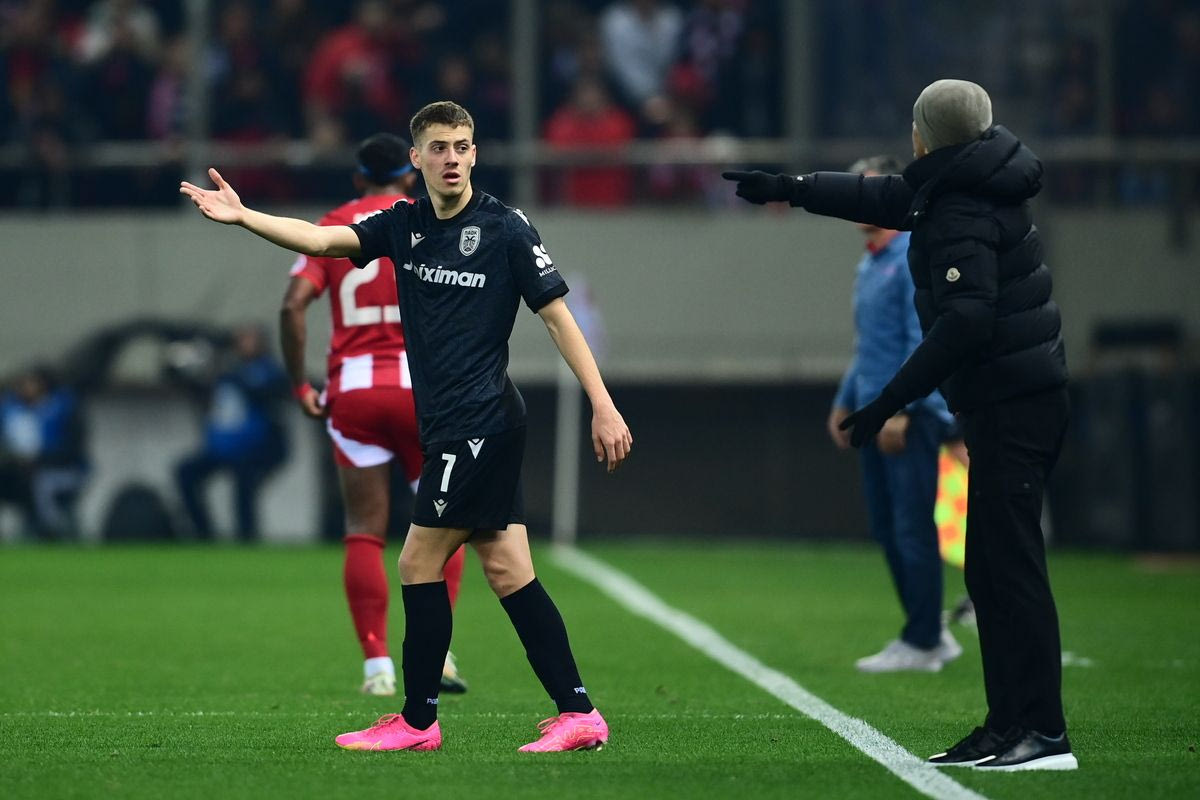 Ο Κωνσταντέλιας και ο Λουτσέσκου