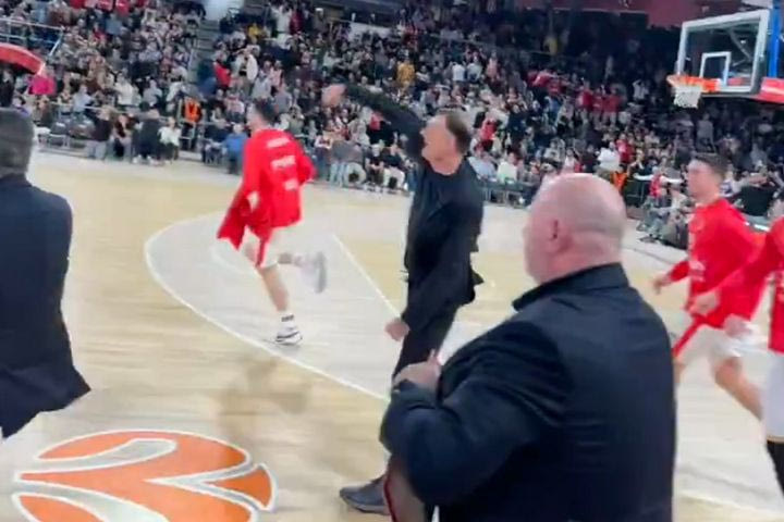 Το buzzer-beater του Εβάν Φουρνιέ, από το παρκέ του Παλάου Μπλαουγκράνα: Όλα τα συναισθήματα, σε λίγα δευτερόλεπτα