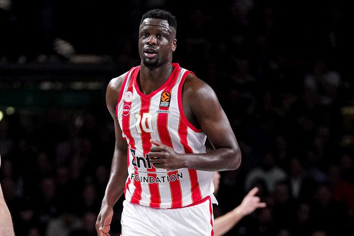 Ολυμπιακός: Ο Φαλ στη Βαρκελώνη για το ματς με τη Μπαρτσελόνα