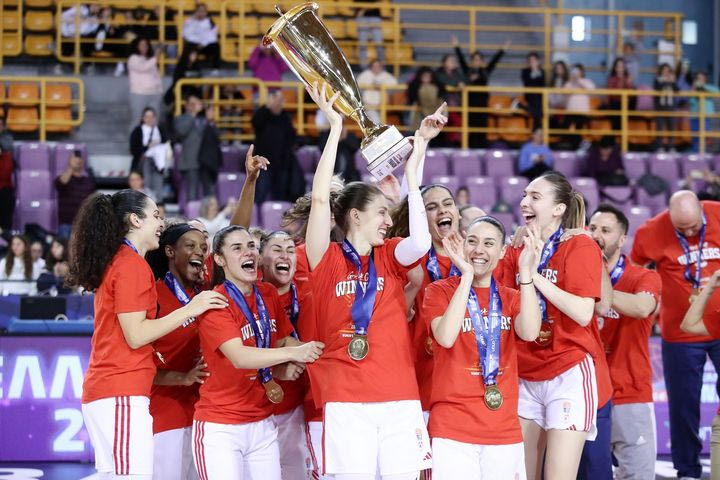Ολυμπιακός: Τα συγχαρητήρια της ΚΑΕ στην ομάδα γυναικών για την κατάκτηση του Κυπέλλου Ελλάδας ΟΠΑΠ
