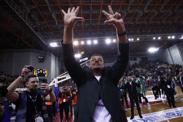 Παναθηναϊκός AKTOR: Το μήνυμα του Αταμάν για το όγδοο αστέρι μετά την κατάκτηση του Κυπέλλου και οι υψωμένες γροθιές