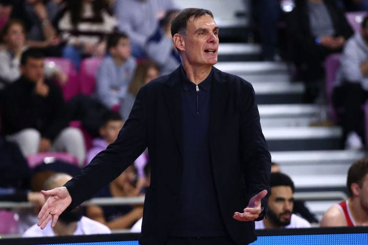 Μπαρτζώκας: “Η νίκη με 20 πόντους μας χαροποιεί ιδιαίτερα, ο ΜακΚίσικ μας δίνει άνεση στο πώς χειρίζεται την μπάλα”