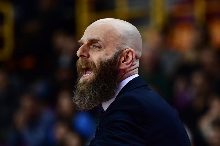 Καντσελιέρι: “Οι παίκτες θα πάρουν άδεια έξι ημερών, εγώ θα μείνω σπίτι για να προετοιμάσω την ομάδα”