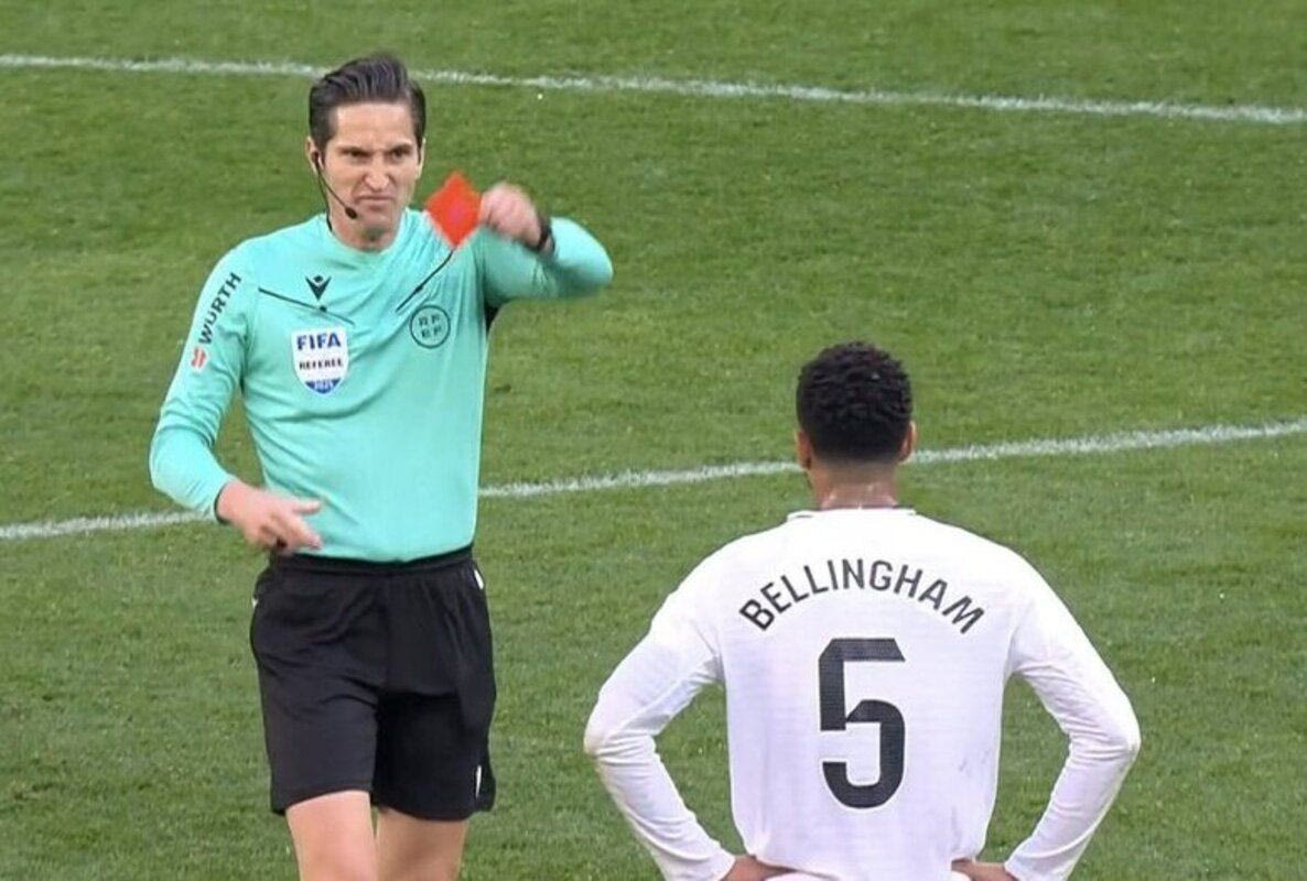 Ο Μοντέρο δείχνει κόκκινη στον Μπέλιγχαμ