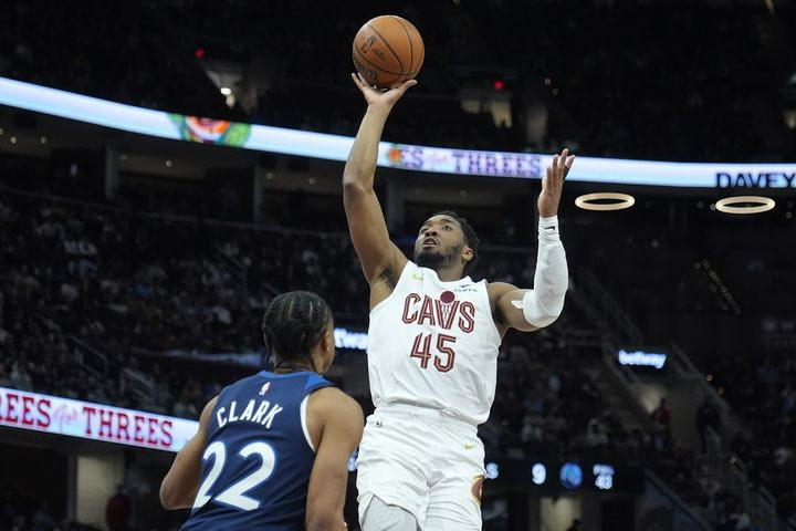 NBA: Οι Καβαλίερς υπέταξαν τους Τίμπεργουλβς, παρά την υπερηχητική εμφάνιση του Έντουαρντς