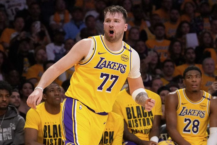 NBA, Ντόντσιτς: Αυτά έκανε ο Σλοβένος σούπερ σταρ στο ντεμπούτο του με τους Λέικερς