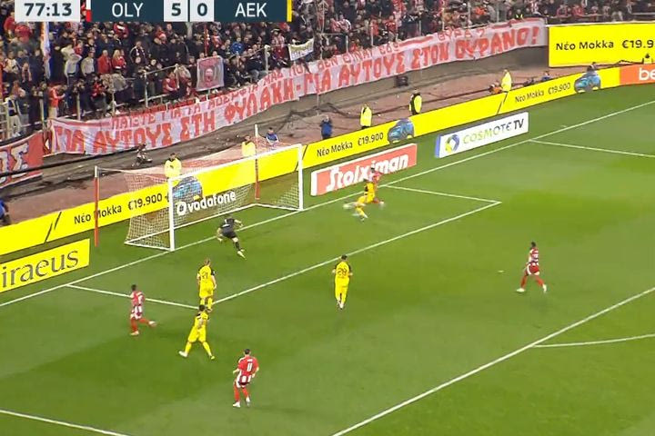Ο Ελ Κααμπί ανέβασε τον δείκτη του σκορ στο 6-0 για τον Ολυμπιακό κόντρα στην ΑΕΚ