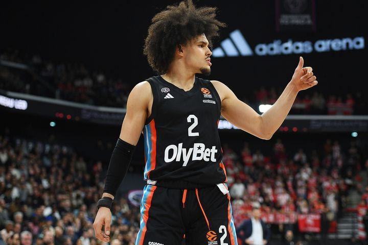 Η Παρί με ένα VIDEO έκανε τους πάντες να πιστέψουν ότι ο Χίφι φεύγει, αλλά τελικά μένει