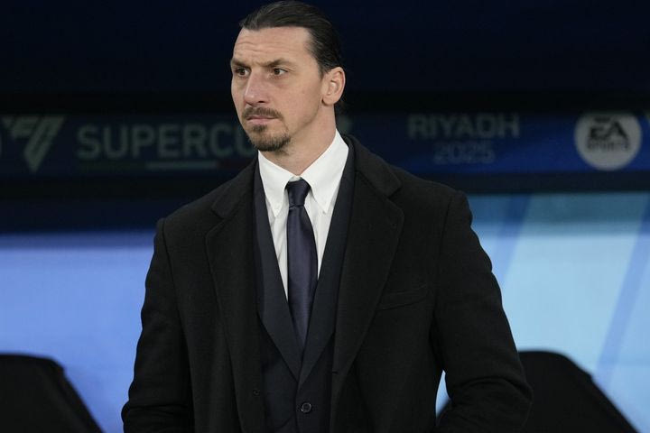 Ο άλλοτε στράικερ της Μίλαν και νυν διοικητικός σύμβουλος των ροσονέρι, Ζλάταν Ιμπραχίμοβιτς