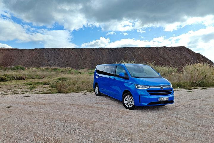 Οδηγούμε το νέο VW Transporter- Η νέα εποχή των επαγγελματικών με κορυφαία τεχνολογία και αποδοτικότητα