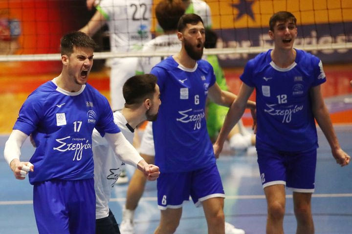 Κηφισιά – Μίλων 3-2: Η ομάδα των Βορείων Προαστίων έβαλε τέλος στα όνειρα πρωτιάς των Νεοσμυρνιωτών και έκανε άλμα τετράδας