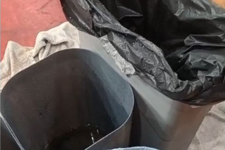 Ολυμπιακός, ΣΕΦ: Κουβάδες και νάιλον στο παρκέ, γέμισε νερά για τρίτη φορά φέτος λόγω της σφοδρής κακοκαιρίας