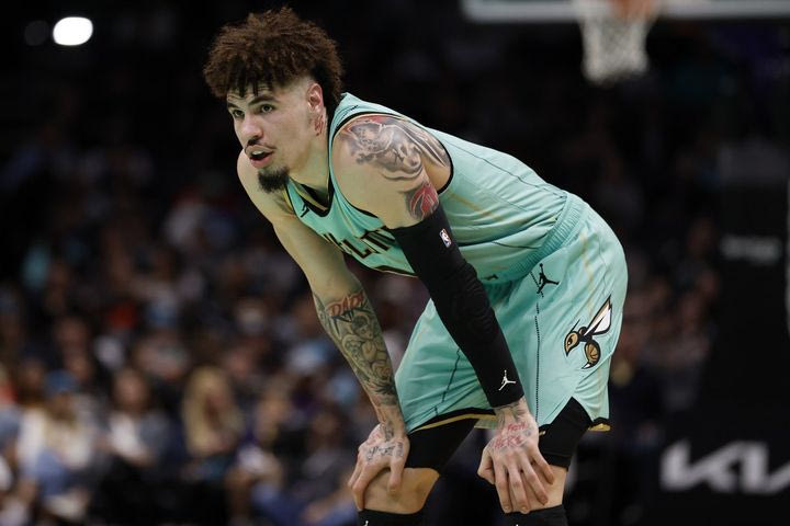 Διπλή επέμβαση και τέλος η χρονιά για τον ΛαΜέλο Μπολ