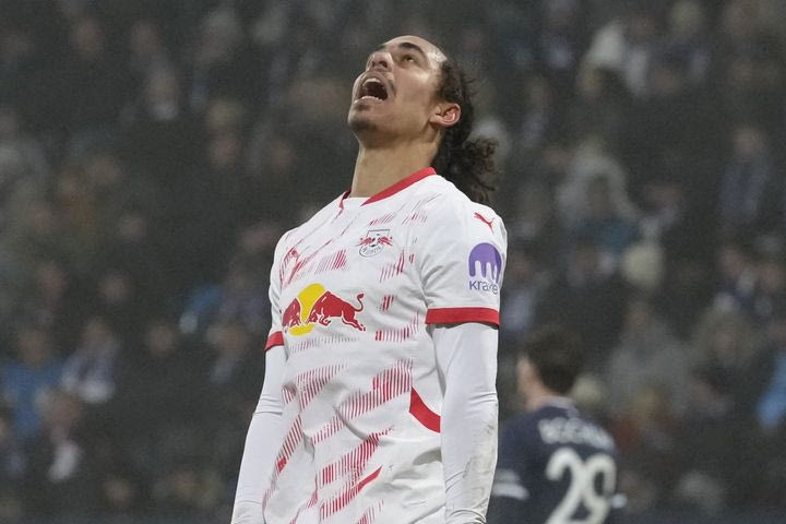 Άουγκσμπουργκ – Λειψία 0-0: Οι ταύροι τα βρήκαν σκούρα και άφησαν δύο βαθμούς κόντρα στην ομάδα του Γιαννούλη