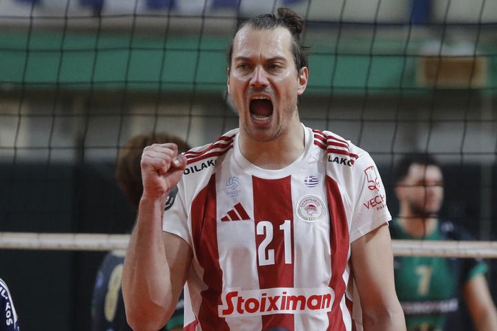 Μίλων – Ολυμπιακός 0-3: Με κεκτημένη ταχύτητα από την Κωνσταντινούπολη, πέρασε και από τη Νέα Σμύρνη και έπιασε κορυφή