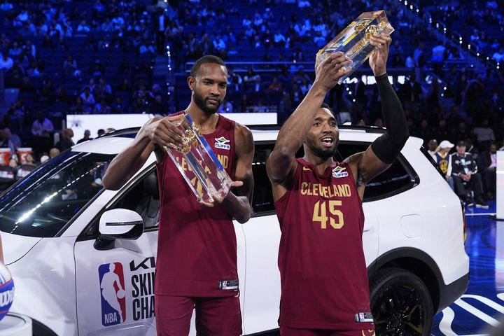 NBA All-Star Weekend 2025: Η Team Cavaliers πανηγύρισε την νίκη στο Skills Challenge με Μίτσελ και Μόμπλι