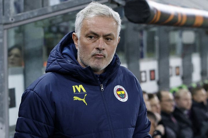 Μουρίνιο: “Είδαμε τι συνέβη όταν έρχεται ξένος διαιτητής, η Γαλατάσαραϊ είχε μόλις 1 σουτ εναντίον μας”