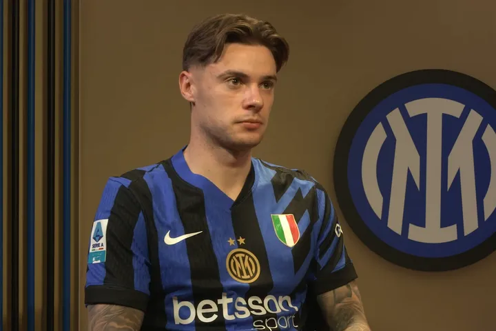 Ο Νίκολα Ζαλέβσκι στη δίνη του κυκλώνα: Το πανό στο Κολοσσαίο και το ερωτικό τρίγωνο που “τάραξε” τη Ρώμη