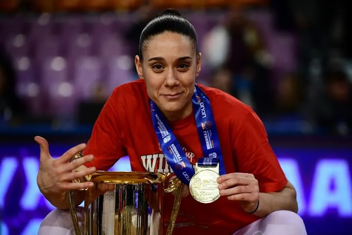 Νικολοπούλου: “Ο Ολυμπιακός έχει το ‘know how’, υπάρχει αλληλοεκτίμηση και αλληλοσεβασμός με την ανδρική ομάδα”