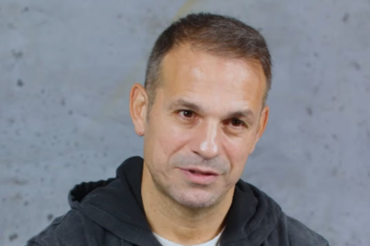 Ντέμης Νικολαΐδης: “Ο Γεωργέας ήταν τρομερός ατακαδόρος, θα τα έσπαγε στο Instagram”