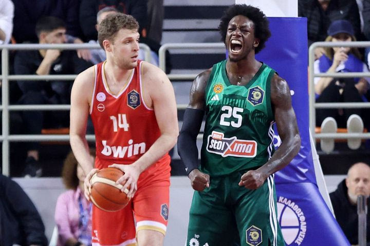 Ο Παναθηναϊκός το κράταγε, ο Ολυμπιακός το άρπαξε και ο Παναθηναϊκός το ξαναβούτηξε