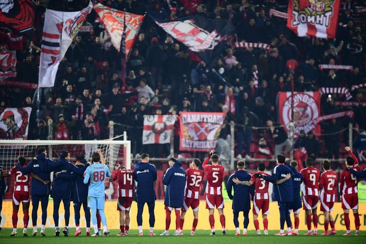 Ολυμπιακός: Η παρακάμερα της νίκης των “ερυθρόλευκων” επί του ΠΑΟΚ
