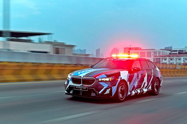 Η νέα BMW M5 Touring σε ρόλο που “της πάει”- Αρχίζει η σεζόν του MotoGP με safety car ένα ακόμα “Μ”