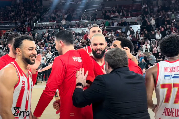 Ολυμπιακός: Η παρακάμερα της μεγάλης νίκης επί της Μπαρτσελόνα
