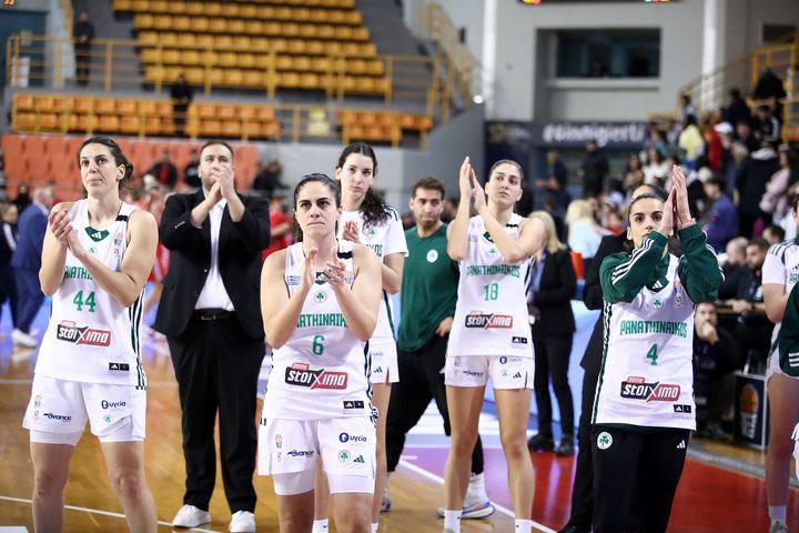 Παναθηναϊκός: Ο κόσμος χειροκρότησε τις πράσινες μετά την ήττα στον ημιτελικό του Κυπέλλου