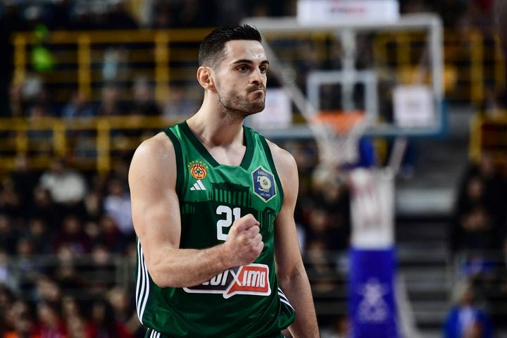 Παπαπέτρου: “Τιμητικό και ξεχωριστό ότι πήραμε το Κύπελλο από τα χέρια του Νίκου Γκάλη”