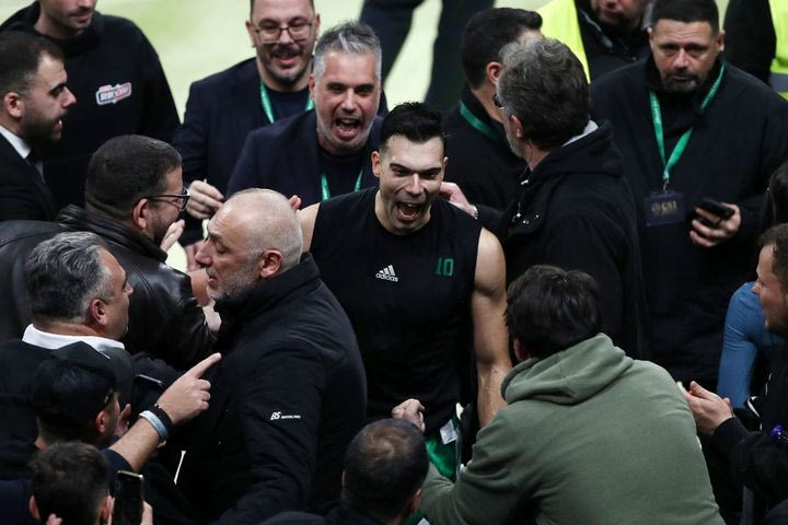 Παναθηναϊκός AKTOR: Οι πανηγυρισμοί των πρασίνων, μετά τη νίκη επί της Φενέρμπαχτσε