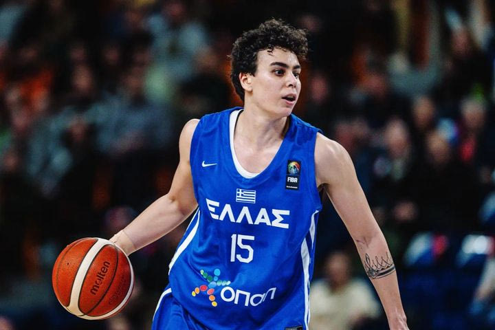 Σπανού: “Να γινόμαστε μέρα με τη μέρα καλύτερες και να είμαστε έτοιμες εκεί που πρέπει”