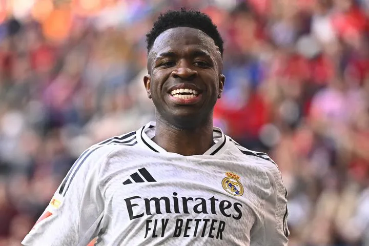 Ρεάλ Μαδρίτης: Αυτά τα χρήματα ζήτησε ο Βινίσιους από τον Πέρεθ – Το περίφημο ιστορικό συμβόλαιο του Ρονάλντο