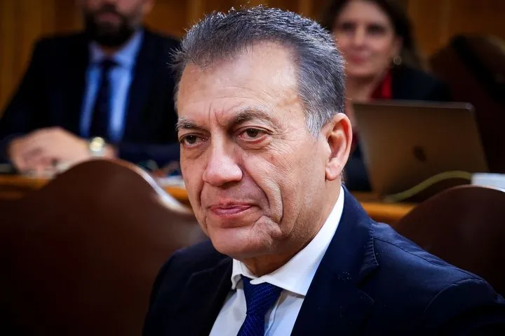 Συνάντηση Παναθηναϊκού, ΑΕΚ, ΠΑΟΚ, Περιστερίου, Λαυρίου και Αμαρουσίου με τον Γιάννη Βρούτση για τα ζητήματα του ελληνικού μπάσκετ