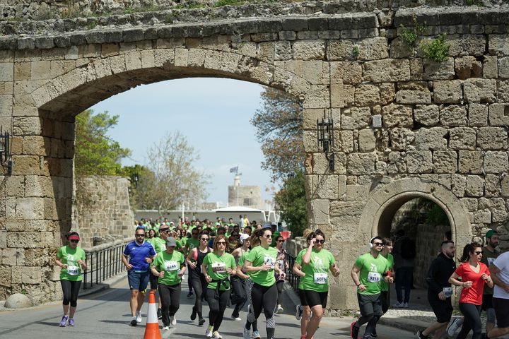 10 λόγοι για να τρέξεις στον επετειακό 10ο TUI Rhodes Marathon