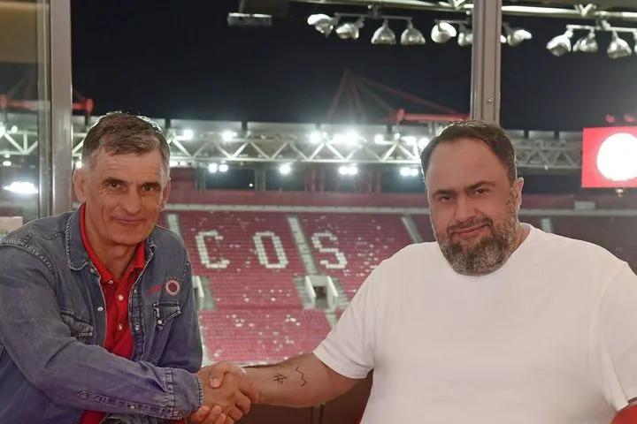 Ο Μεντιλίμπαρ και ο Μαρινάκης