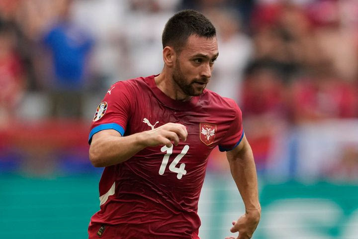 Ο Ζίβκοβιτς με τη φανέλα της Σερβίας