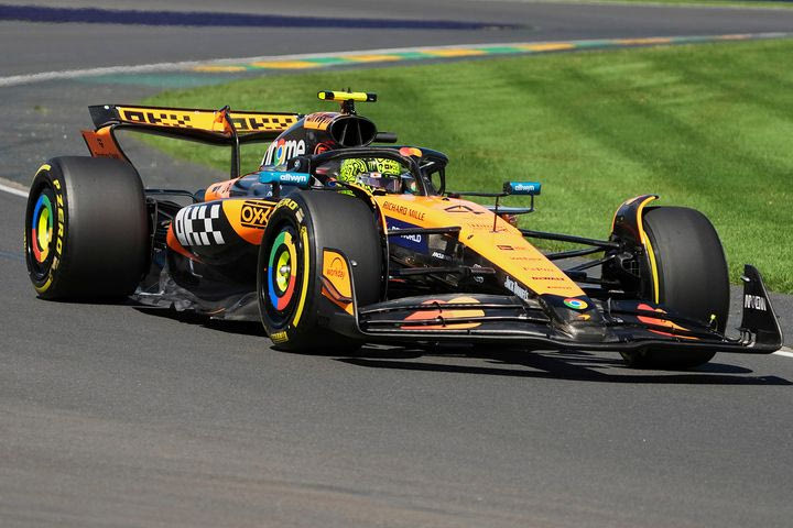 O Νόρις άνοιξε την αυλαία του 2025 με τον πρώτο χρόνο στο FP1 της Αυστραλίας